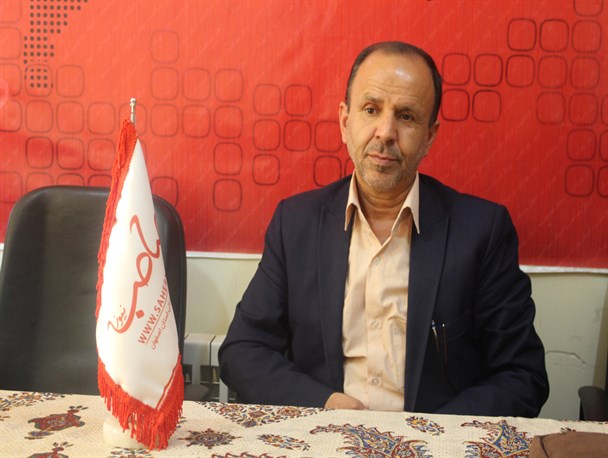 به تفسیر قرآن کمتر پرداخته می شود/ امام خمینی(ره) زنان را رهبران نهضت می دانستند