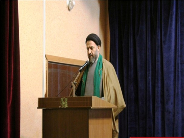 فراگیر شدن تذکر لسانی باعث کاهش انجام منکرات در جامعه می شود