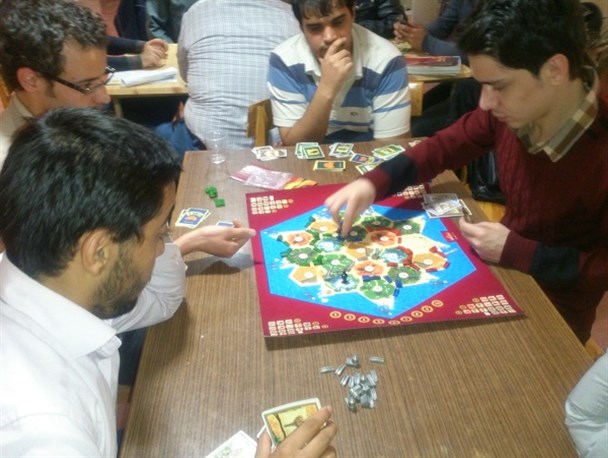 دانشجو،کتابخانه ی پویا و زنده می خواهد