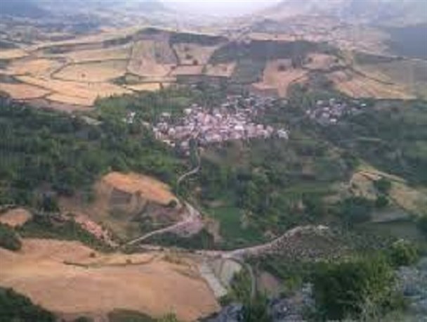 آغاز انتقال آب "چشمه" به روستای تنگ خوش آبدان