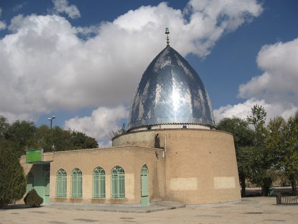 لزوم اهتمام ویژه برای توسعه عمرانی آستان مقدس احمد بن علی(ع)