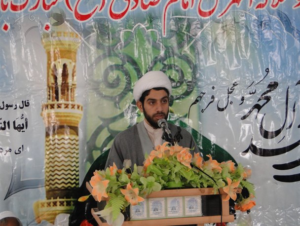 نتیجه فحاشی و تهمت چیزی جز ضرر زدن به اسلام نیست/توجه مسلمین باید به مشترکات دینی باشد نه اختلافات جزئی