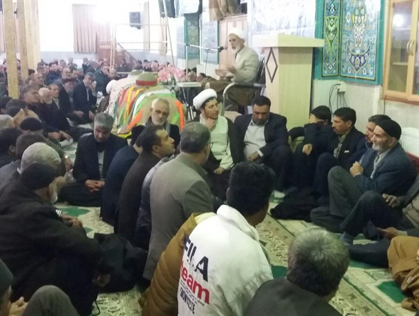 برگزاری یادواره شهدای روستای قادرخلج با حضور مهدی طائب