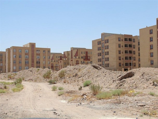 هدر رفت بیت المال با نیمه رها کردن واحدهای مسکن مهر/اورژانس و آتش نشان و مهمان اندر خم بن بست آدرس ها