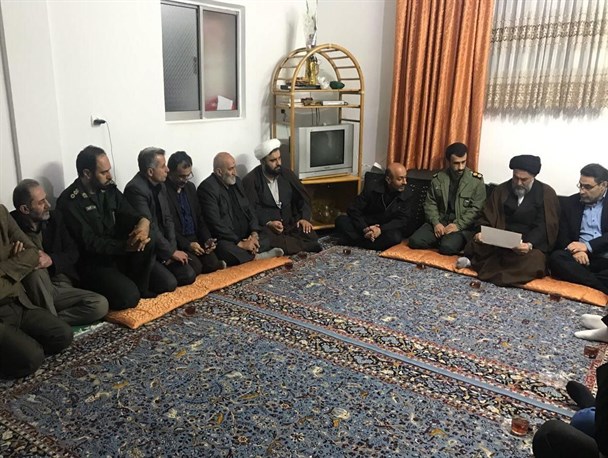 حضور امام جمعه آمل در منزل شهید مدافع حرم مهدی قره محمدی + تصاویر