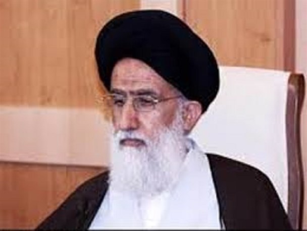 حضور جوانان در نمازجمعه نعمتی بزرگ است