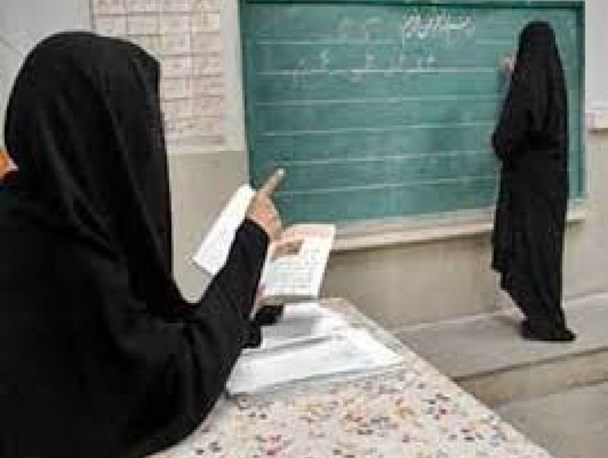 شناسایی ۲۷۴ نفر بی سواد و کم سواد در خلیل آباد / ۹۹ درصد جمعیت ۱۰ تا ۴۹ ساله خلیل آباد باسواد هستند