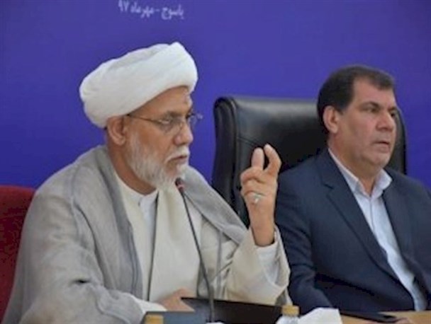 دادگاه های تجدید نظر دچار تساهل ومصلحت اندیشی های کاذب است/ آقای استاندار شما در شعار دادن شهره خاص و عام هستید