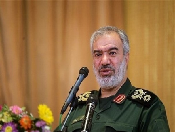 سپاه در دنیا تبدیل به الگو شده است/گرفتاری‌های اقتصادی کشور در شأن انقلاب اسلامی نیست