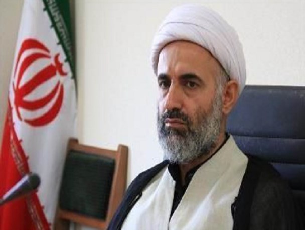 کتب دفاع مقدس باید به به زبان های زنده دنیا ترجمه شود