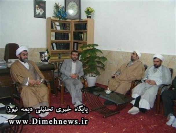 امام جمعه شهرستان فیروزکوه از پخش اندک اذان فقط در هفت نقطه شهر فیروزکوه انتقاد کرد