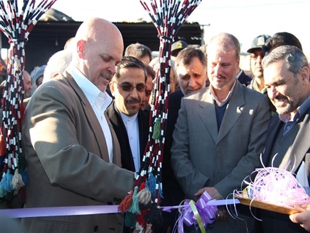 بازدید مسئولان کشوری و بین‌المللی از پروژه ترسیب کربن اسفراین