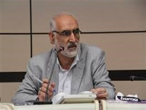 جشن های دهه فجر باید از حالت دولتی خارج شود