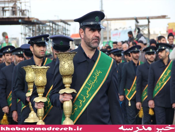 استقبال نمادین از خواهر امام هشتم در قم