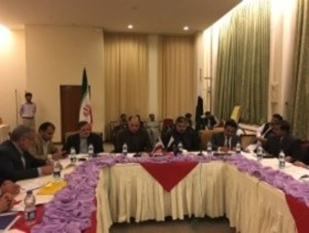 ایران و پاکستان الگویی برای همکاری مشترک/ صادرات هزار مگاواتی برق و بازگشایی سه مرز رسمی ماحصل سفر اوسط هاشمی به پاکستان بود