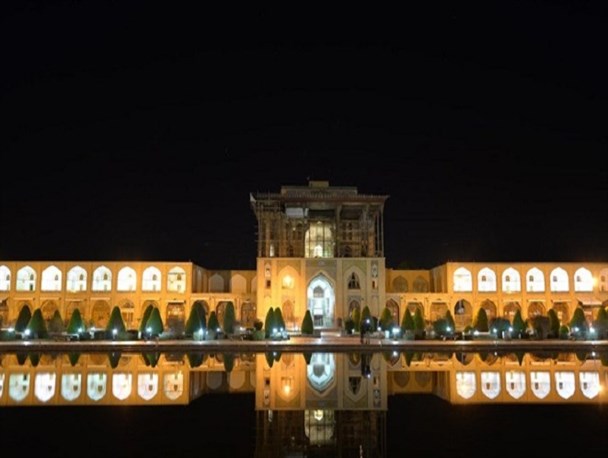 تصاویری زیبا از میدان نقش جهان اصفهان در شب