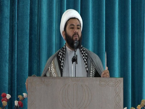 اختلاف میان مسولان باعث سوء استفاده دشمنان می شود/ مردم بخش پاسارگاد خواستار اداره گاز مستقل هستند