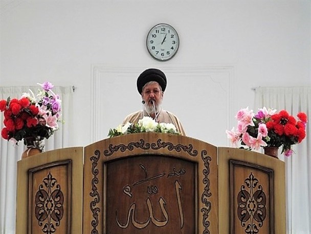 آیت الله هاشمی یک شخصیت بزرگ علمی و انقلابی کشور بود