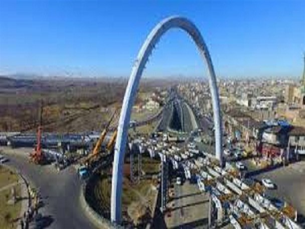 پل سید الشهدا مشکل ترافیک زنجان را حل نمی کند/ پل سید الشهدا حریم منظر حسینیه اعظم را تحت تاثیر قرار داده است