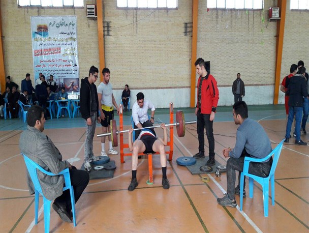 مسابقات استانی مچ اندازی، پرس سینه و تک حرکت لیفت در تاکستان برگزار شد