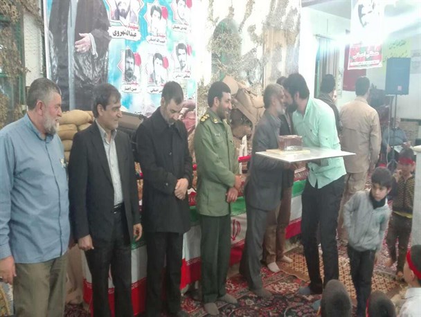 مراسم آبروی کوچه ها و افتخار محله در روستای کرند و فرور گرمسار برگزار شد