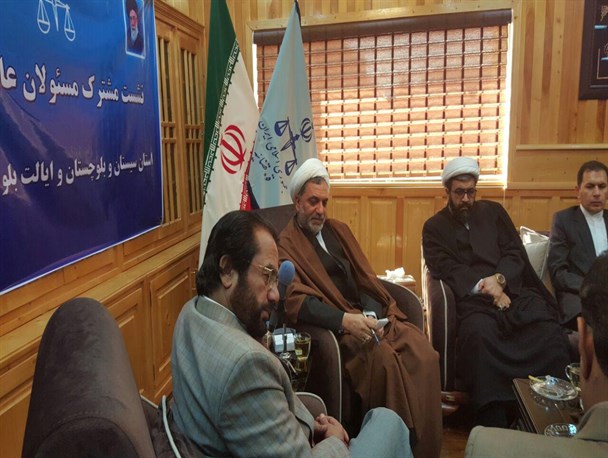 مواد مخدر منافع ایران و پاکستان را به خطر انداخته است