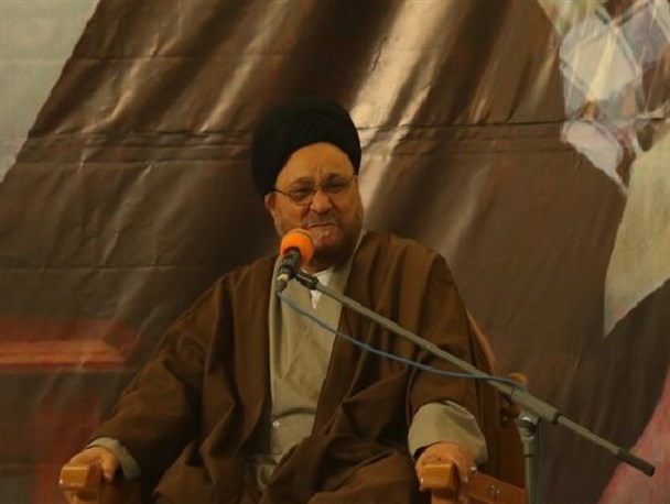 جناح بندی های سیاسی مسئولان را از فکر خدمت رسانی به مردم غافل نکند