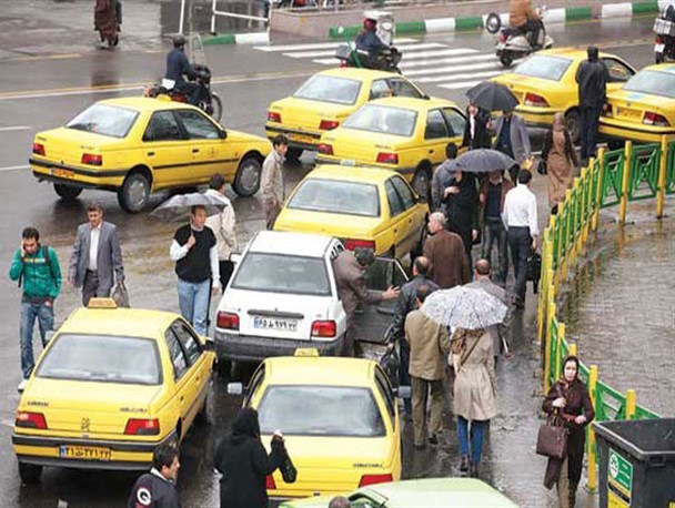 نصب دوربین‌های کنترل ترافیک در خمین/فعالیت مسافرکش‌های شخصی غیرقانونی است