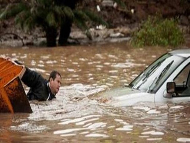 غواصان اصفهانی ناجی سیستان و بلوچستان می‌شوند