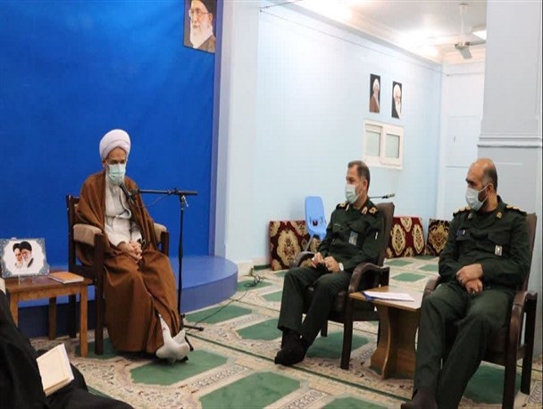 مقابل جریان رسانه‌ای استکبار برای کمرنگ کردن نقش روحانیت برنامه‌ریزی کنیم