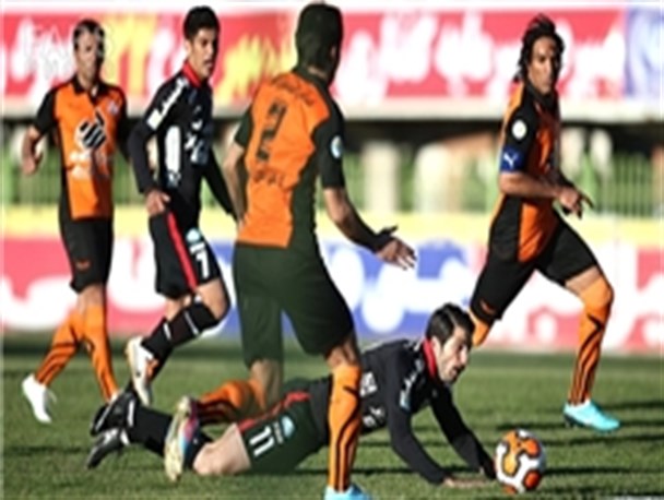 بازیکنان مس بدون انجام مصاحبه ورزشگاه را ترک کردند