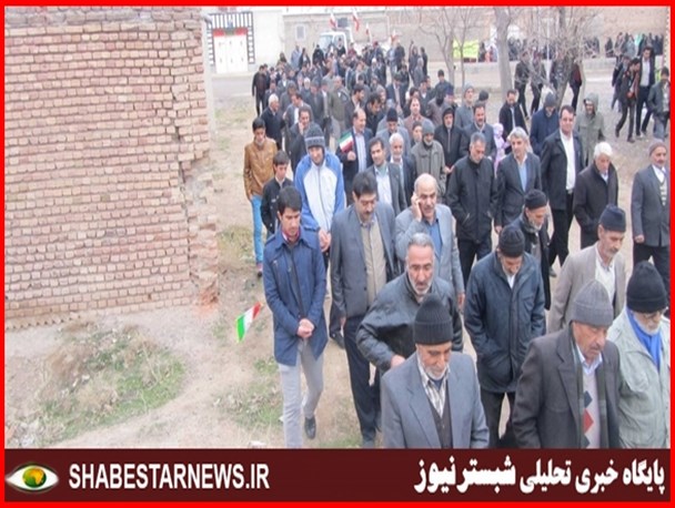 تصاویر/راهپیمایی۲۲بهمن در روستای قره تپه