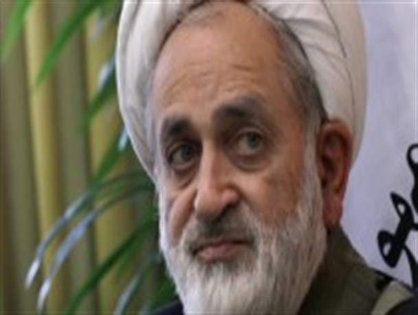 برای هیچ مذاکره ای مشکل و مانعی نداریم/ ایران اسلامی زیر باز زور و ذلت نمی رود