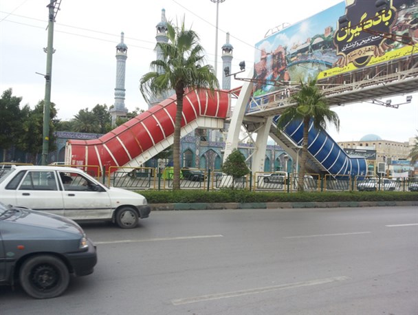 پله برقی خواب است، لطفا مزاحم نشوید