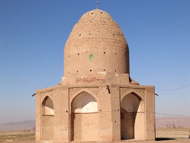 امام زاده تاریخی روستای خداشاه