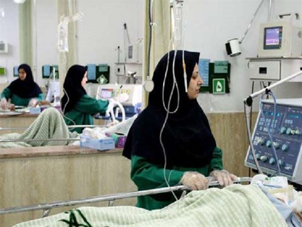 همدردی پرستار مرهمی بر درد بیمار/ سختی کار پرستاران با حقوق اندک