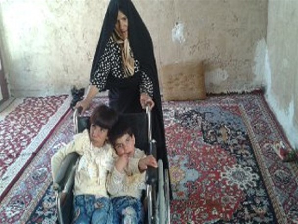 مادربزرگی که جای خالی مادر را پر می کند