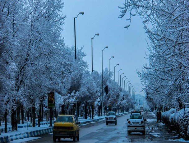 تصاویری زیبا از چهره برفی امروز شهر بهار