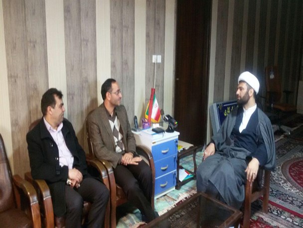 دیدار معاون امور اجتماعی دانشگاه علوم پزشکی همدان با امام جمعه فامنین