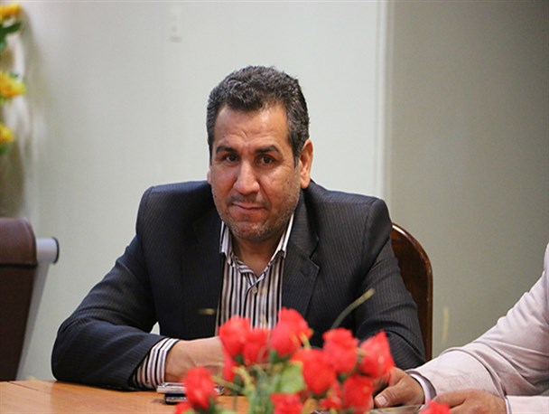 حاشیه جاده سپیدان به شیراز پاکسازی می شود