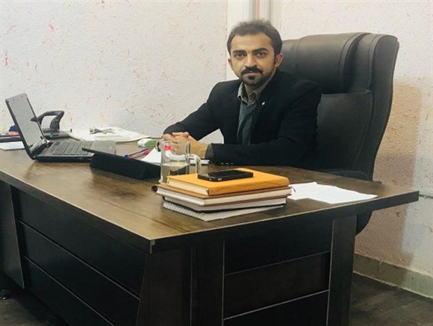 کارآفرین جمی که در سن ۲۶ سالگی مدیرعامل شد/ اجرای تصفیه آب فاضلاب و تولید باکتری در یک چرخه صنعتی