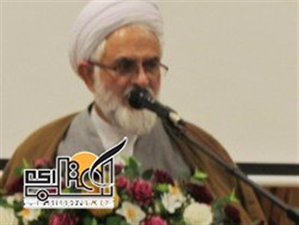 هشدار امام جمعه پیشوا به ظریف/ کاری نکنید که مردم پیشوا قیام ۱۵ خرداد دیگری بیافرینند