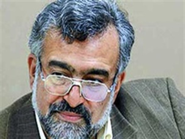 معضل جامعه ما خود کوچک بینی و غرب زدگی است/علت بی‌توجهی به فرهنگ حاکمیت نگاه حداقلی به نخبگان فرهنگی است