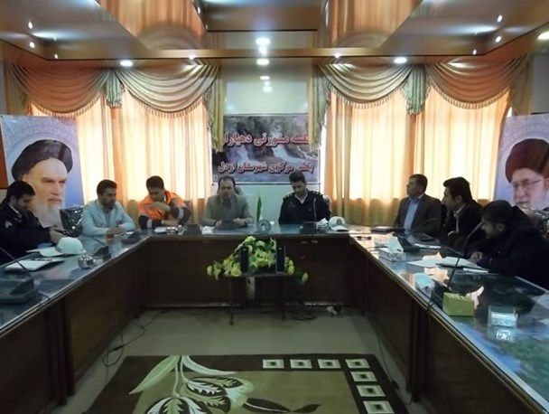 برگزاری آخرین جلسه مشورتی دهیاران بخش مرکزی شهرستان اردل در سال 94+تصاویر