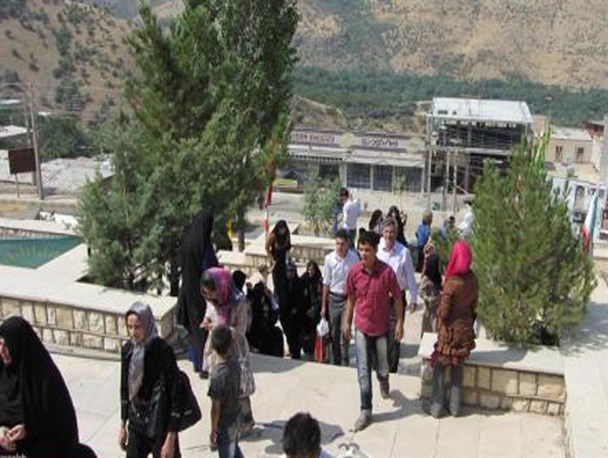 یادمان شهدای پاوه پذیرای زائران و مسافران نوروزی