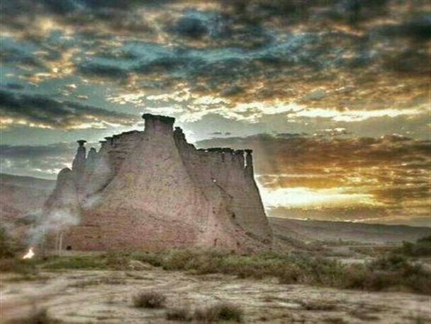 کهن دژ ماهنشان آماده پذیرای گردشگران نوروزی است+تصاویر