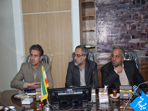 بزودی بازار سوریه به روی صادر کنندگان ایرانی گشوده می شود / کارگران و کارمندان استان یزد دوبرابر مشاغل آزاد مالیات پرداخت کردند!