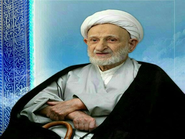 با اینکه هیچیم، خود را همه‌چیز می‌دانیم