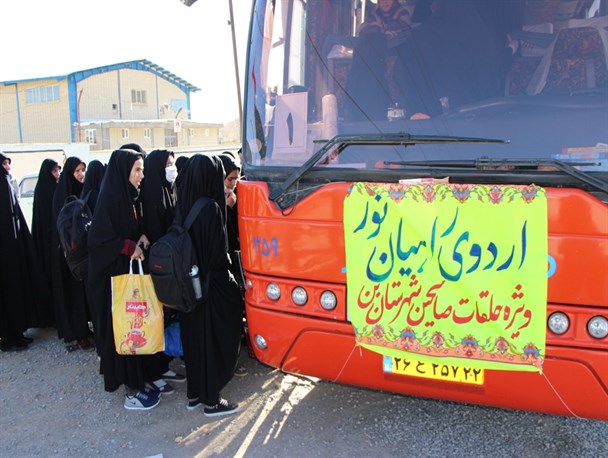 اعزام کاروان راهیان نور شهرستان بن به مناطق عملیاتی