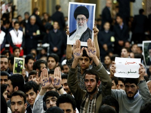 دعوت از زائران و مجاوران بارگاه رضوی برای حضور در سخنرانی مقام معظم رهبری